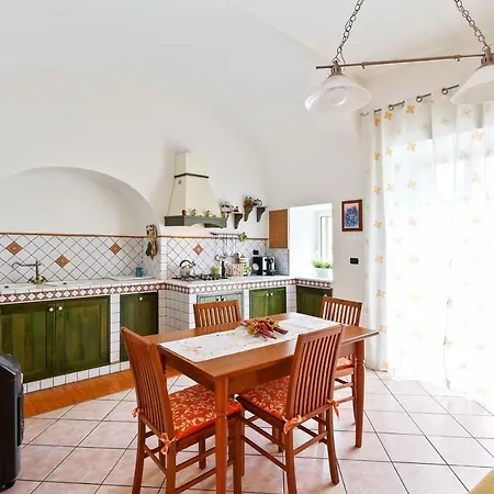 Balcony Apartman